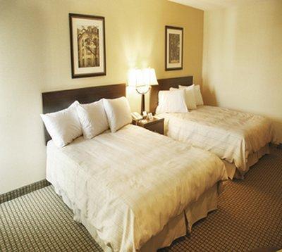 Days By Wyndham Lundys Lane Niagara Falls