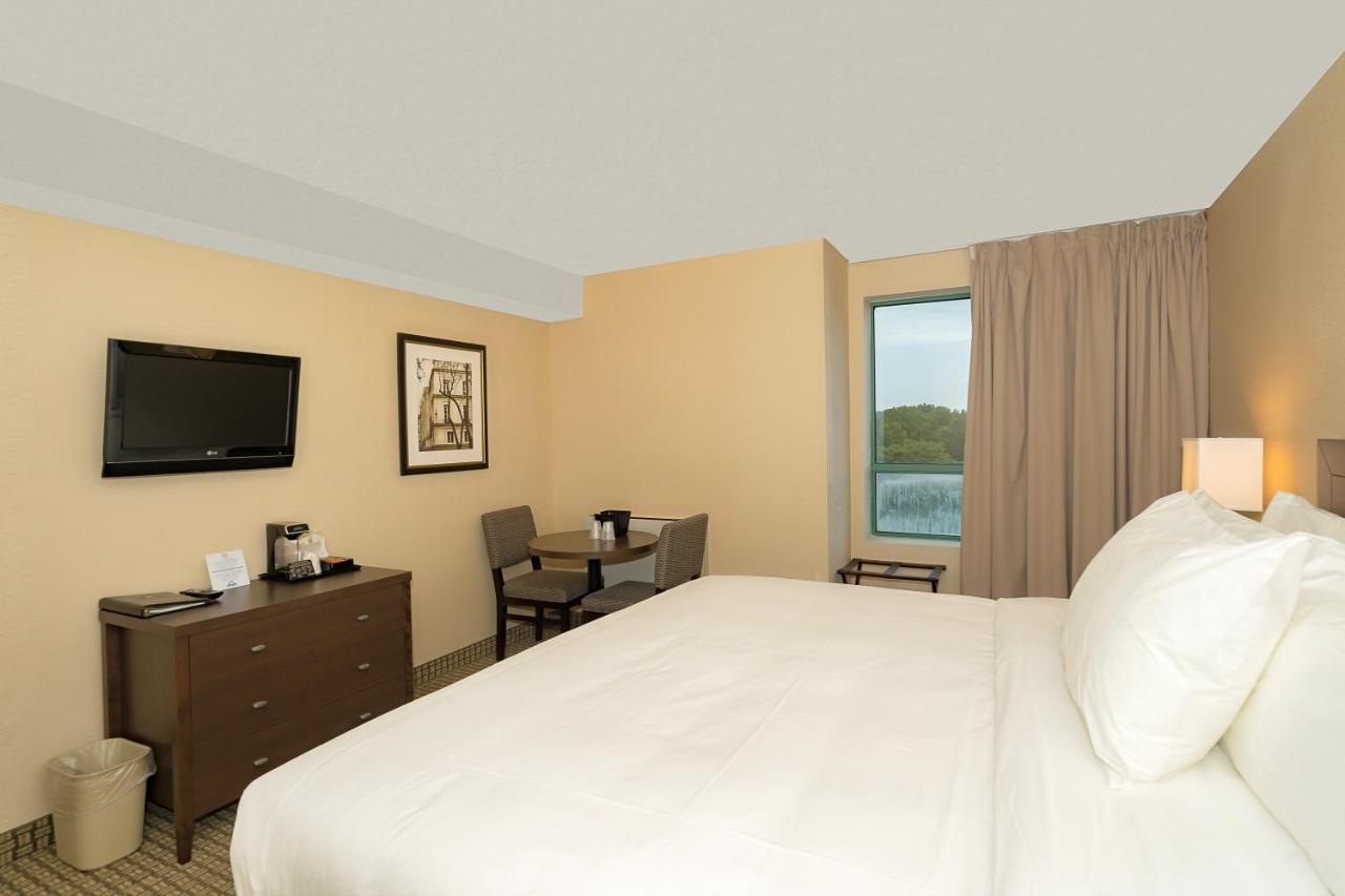 Hotel Days By Wyndham Lundys Lane 3*