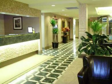 Days By Wyndham Lundys Lane Hotel