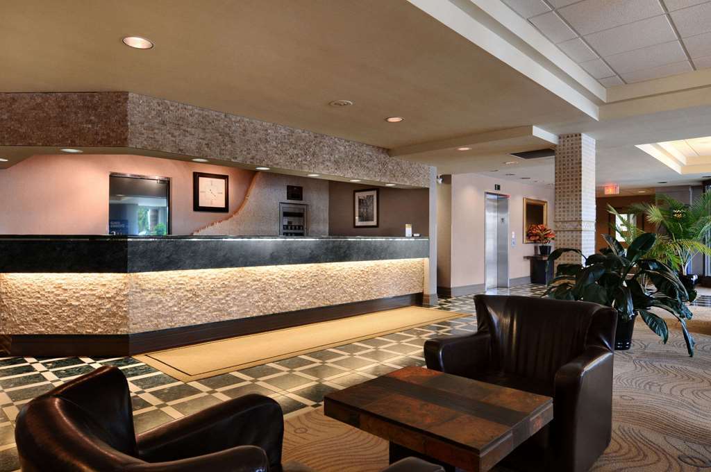 Days By Wyndham Lundys Lane Hotel 3*